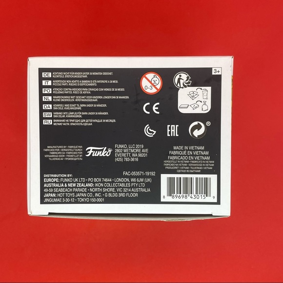 Funko POP! Star Wars Darth Vader #157 Golden Walmart Exclusive - Picture 6 of 6